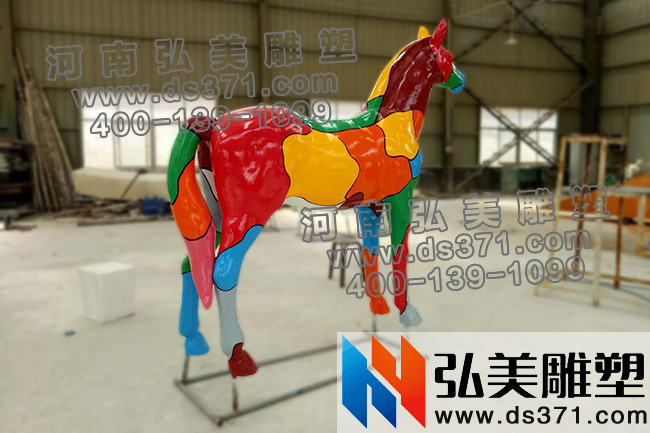 雕塑用什么泥巴材料？雕塑制作廠家與您分享