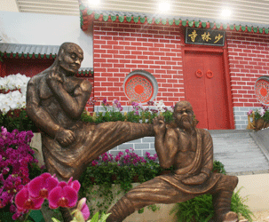 少林寺場景泡沫雕塑