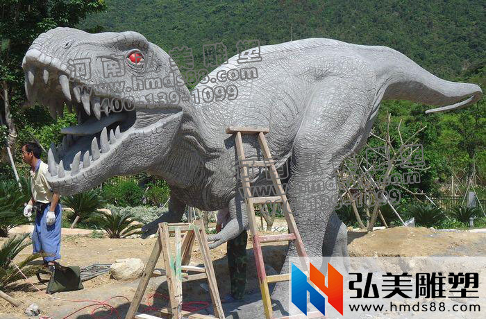 水泥雕塑制作安裝現場