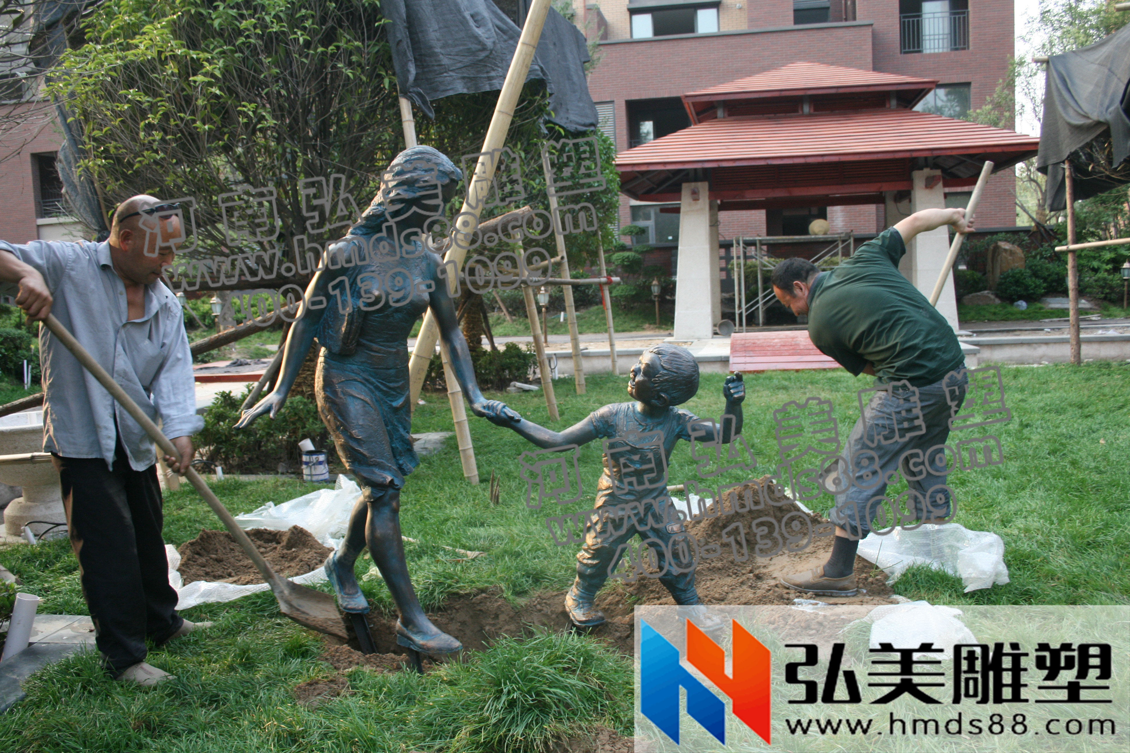 草地雕塑安裝效果圖
